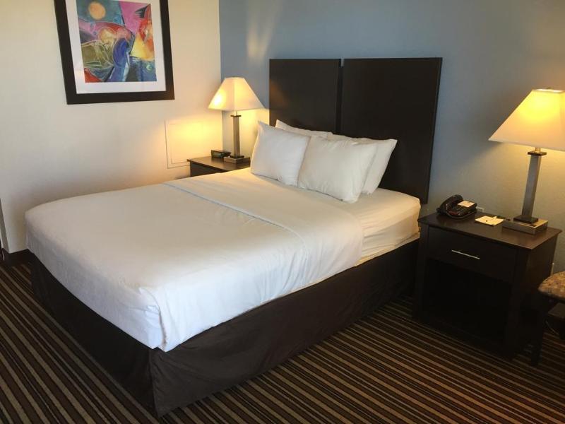 Quality Inn & Suites Round Rock Ngoại thất bức ảnh
